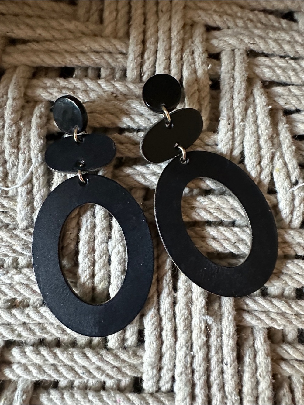 Nickel & Suede Black modern drop Earrings